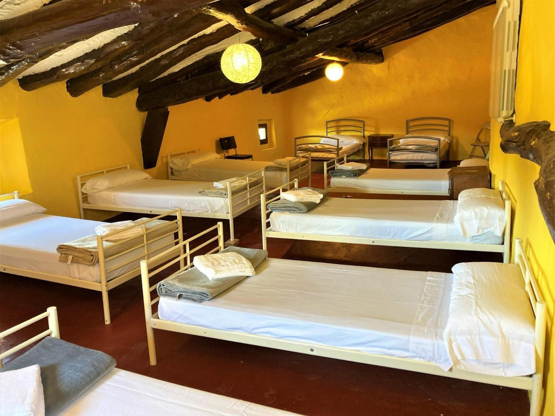 Хостел La Casa Magica Villatuerta Экстерьер фото