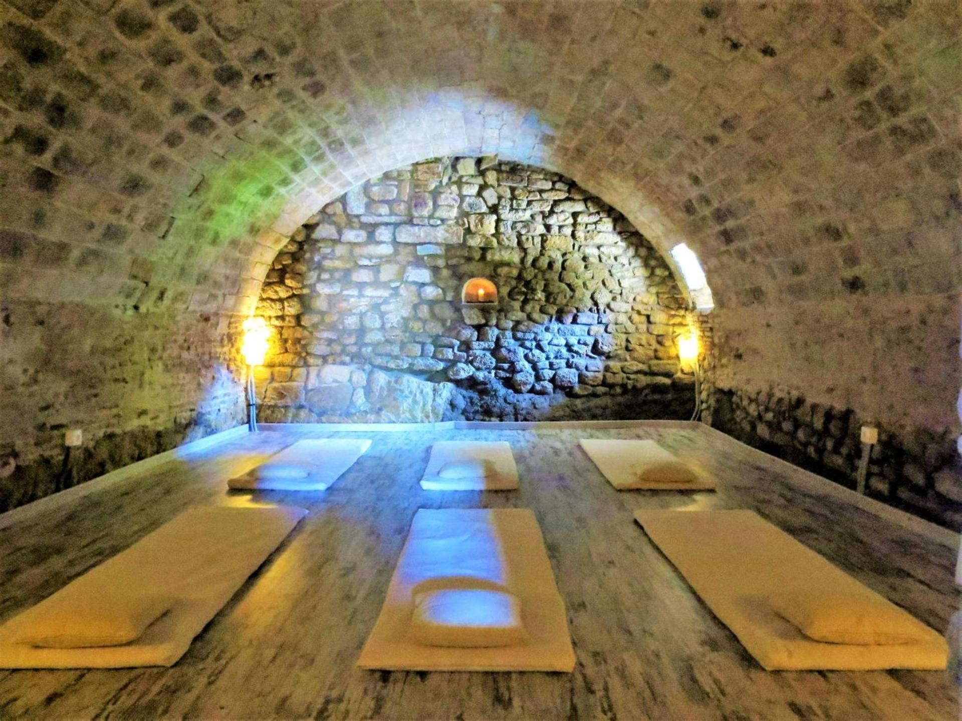 Хостел La Casa Magica Villatuerta Экстерьер фото